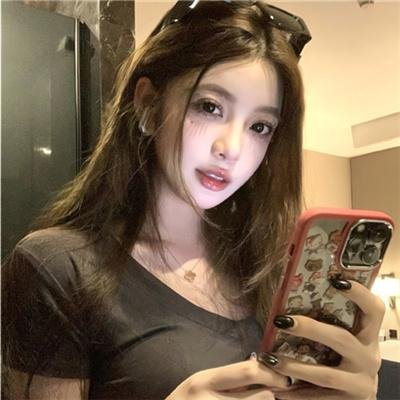 萌子美 虽然她有点怪